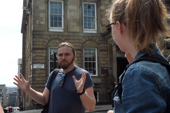 Glasgow: Pubs & History Walking Tour with Beer Tasting - Merchant City Streets and Pub Stops: Where the Tasting Comes Alive