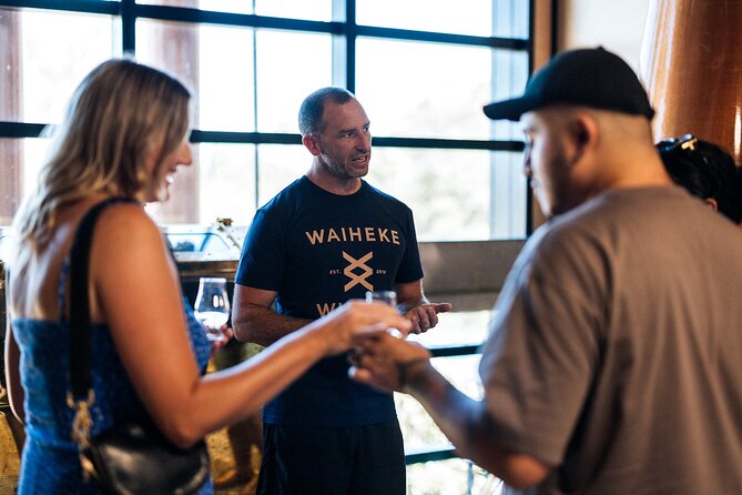Heke Brewery and Distillery Tour in Waiheke Island with samples - Finding Heke Kitchen and getting there from the island bus