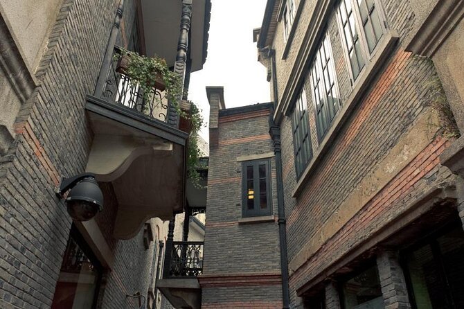 Shanghai craft beer tour with local food tastings - Key Points You’ll Care About