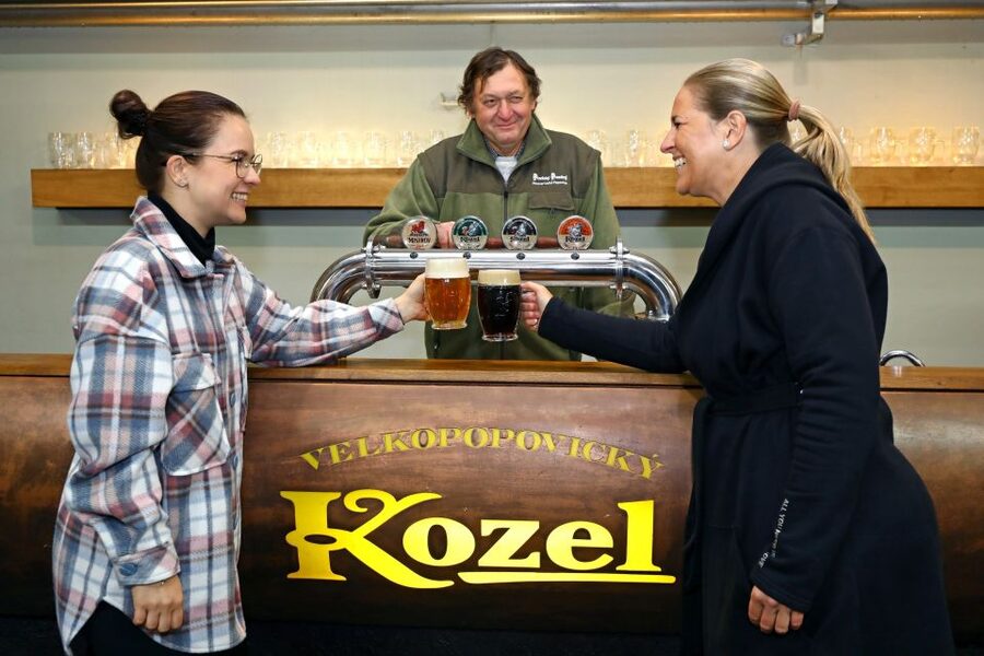 Velke Popovice: Kozel Brewery Tour with Beer Tasting - Packaging and Filling: Seeing Bottles and Kegs Take Shape