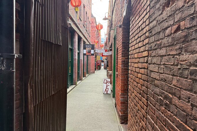 Victoria Alleyways and Ales Craft Beer Tour - Bastion Square to the finish: ending where downtown feels open