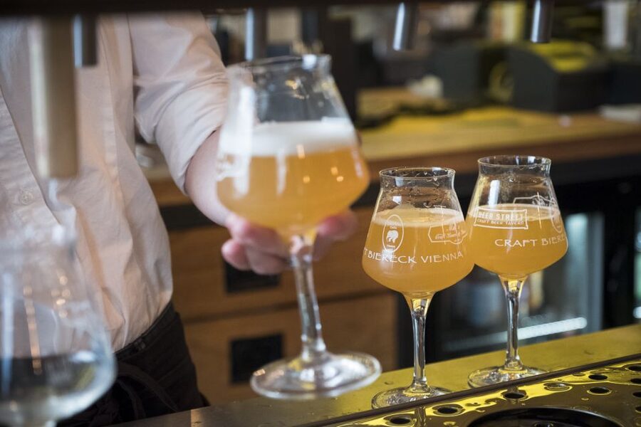 Vienna: Craft Beer Tasting Experience with Local Snacks - Four craft beers and a tasting sheet: how to taste like you mean it